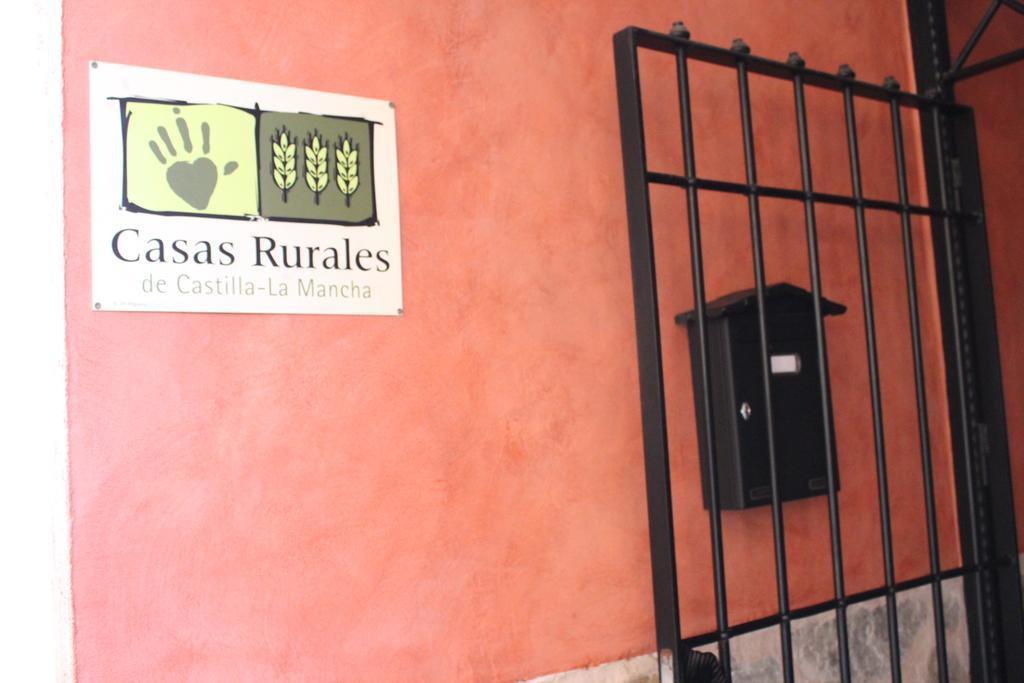 Los Laureles 2 Urda Екстериор снимка