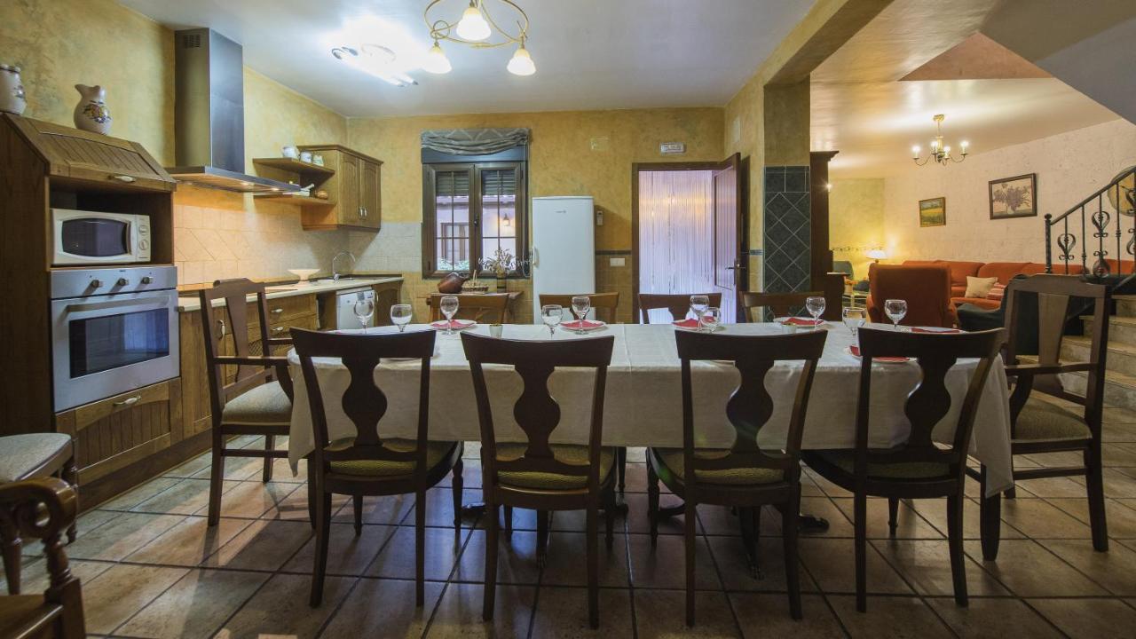 Los Laureles 2 Urda Екстериор снимка
